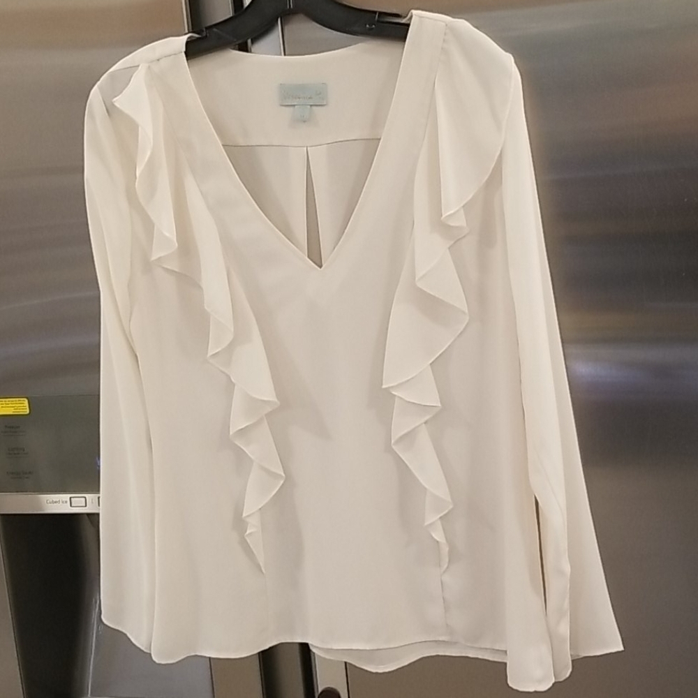 💕VERONICA M💕 Long Sleeve Ruffle Blouse